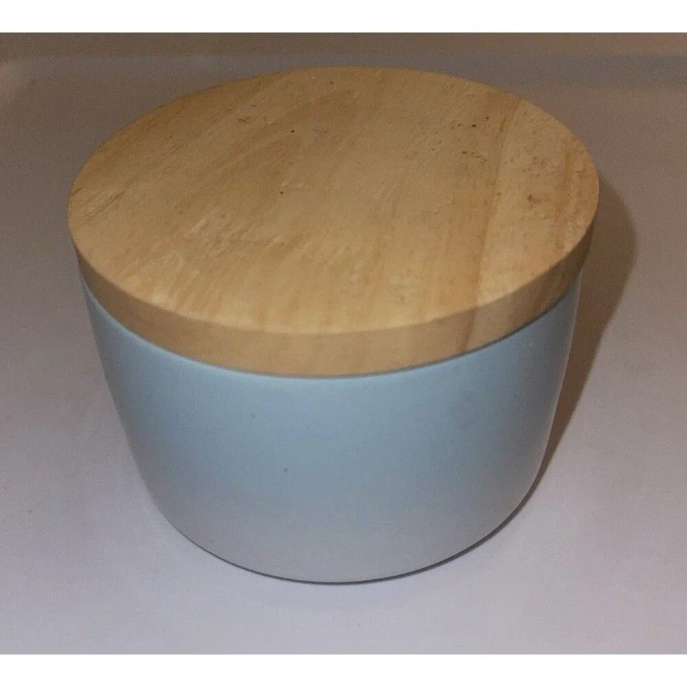 Rachael Ray™ ~ 9 oz ~  Ceramic Salt and Spice Cellar ~ Blue Ombre ~ 3.5